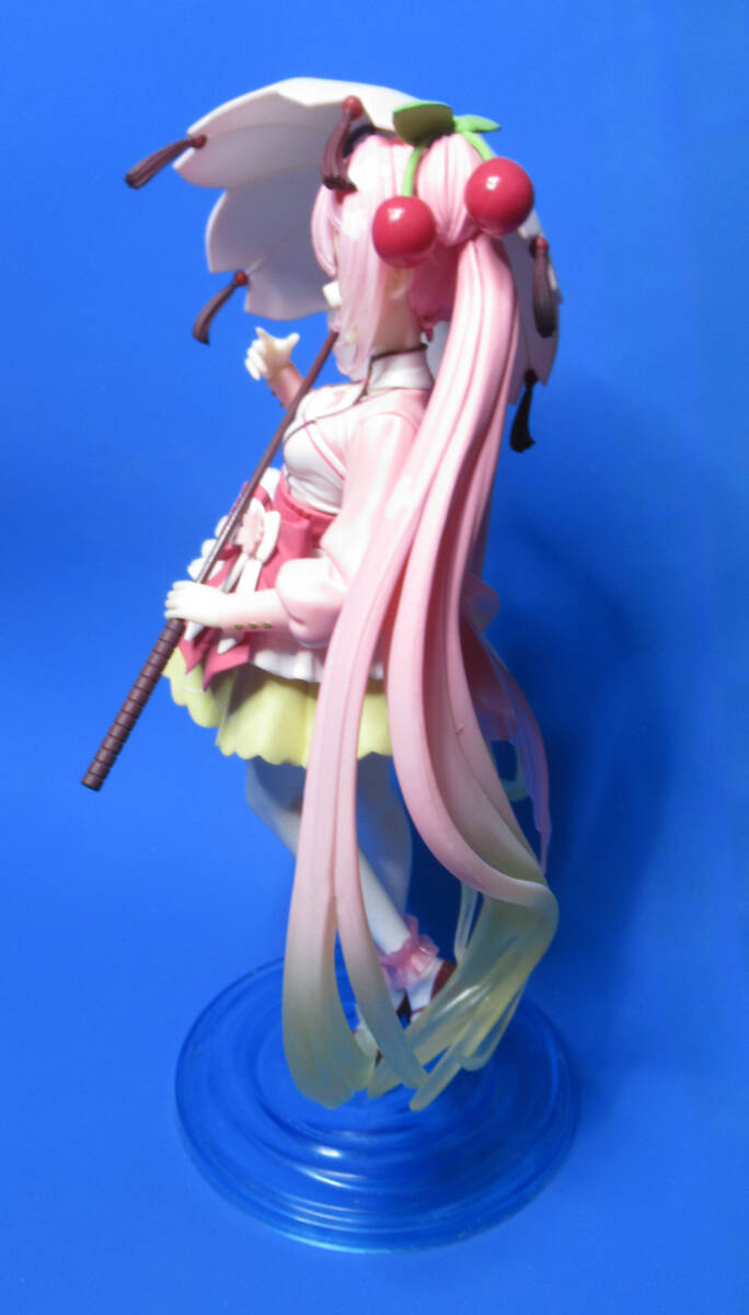 【送料無料】桜ミク AMP+フィギュア~ 桜ドレスVer.【美品】箱なし