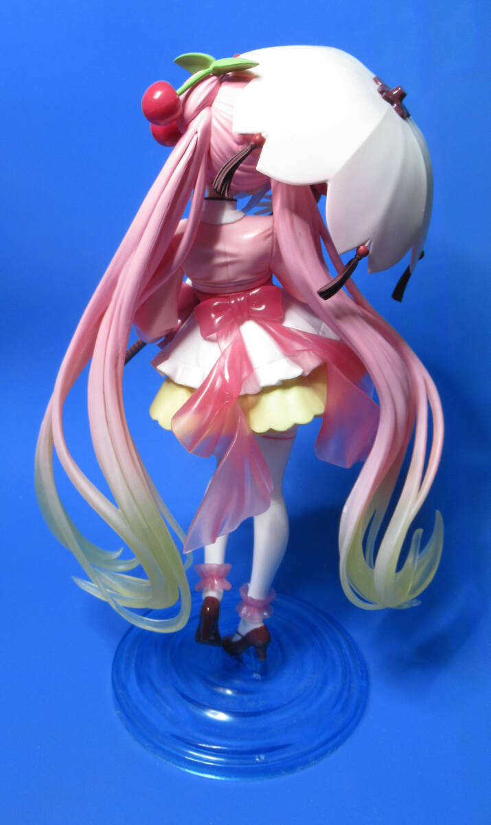 【送料無料】桜ミク AMP+フィギュア~ 桜ドレスVer.【美品】箱なし