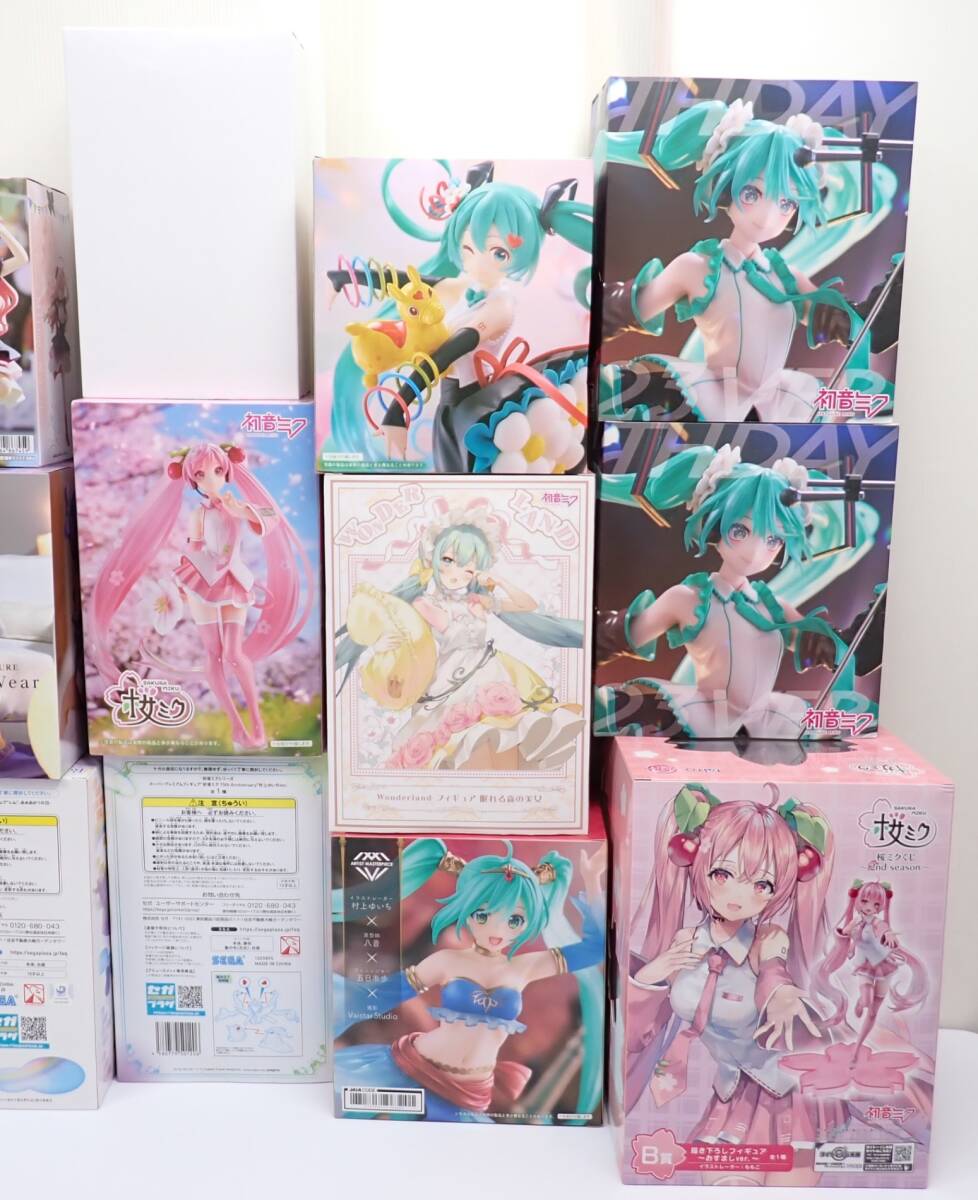 未開封 フィギュアまとめ売り 計17個セット 初音ミク 桜ミク フリーレン レム 転スラ AMP+ タイトー セガ フリュー バンプレスト 他